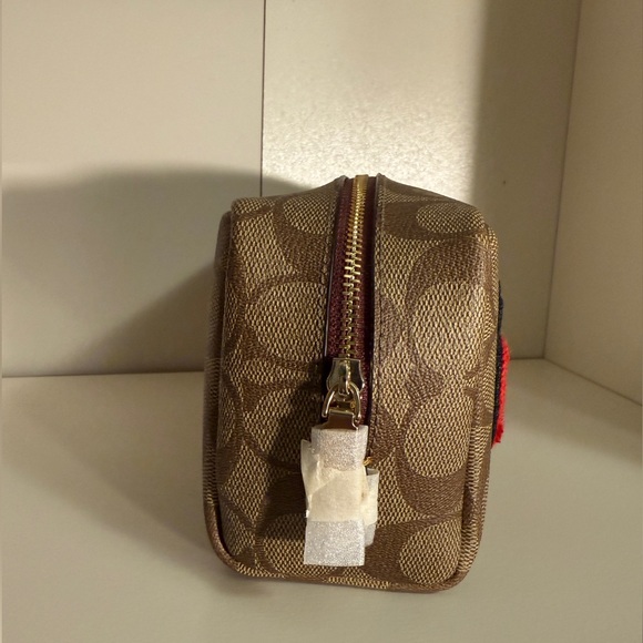 Coach Snoopy Pouch New with Tags - Picture 3 of 5